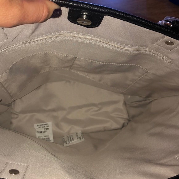 NEW Color Block Tote - Picture 6 of 6